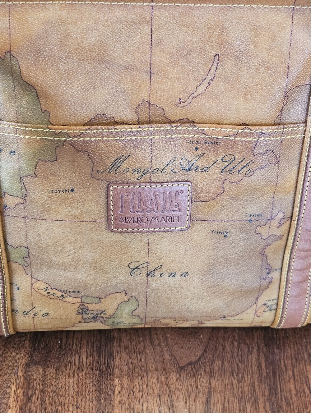 VTG Alviero Martini Prima Classe Italian Leather Map Print Shoulder Bag Rare - Picture 4 of 12